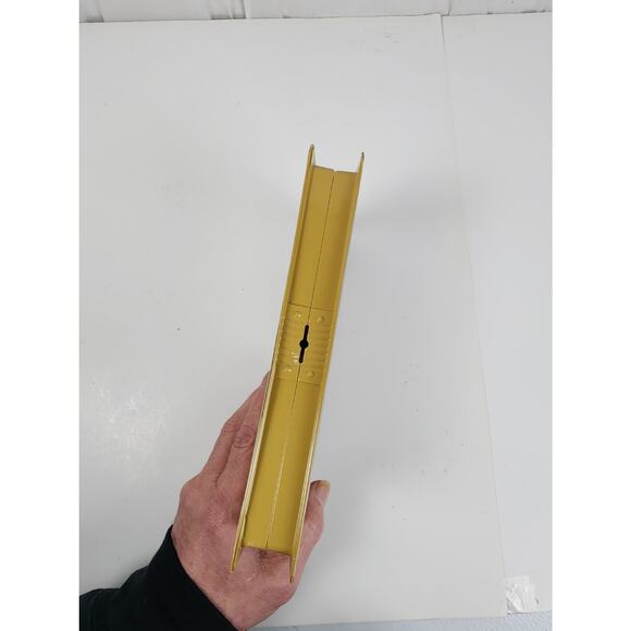 The Indian in the Cupboard (Columbia Pictures) Vintage 90s VHS Tape Movie - Picture 6 of 8